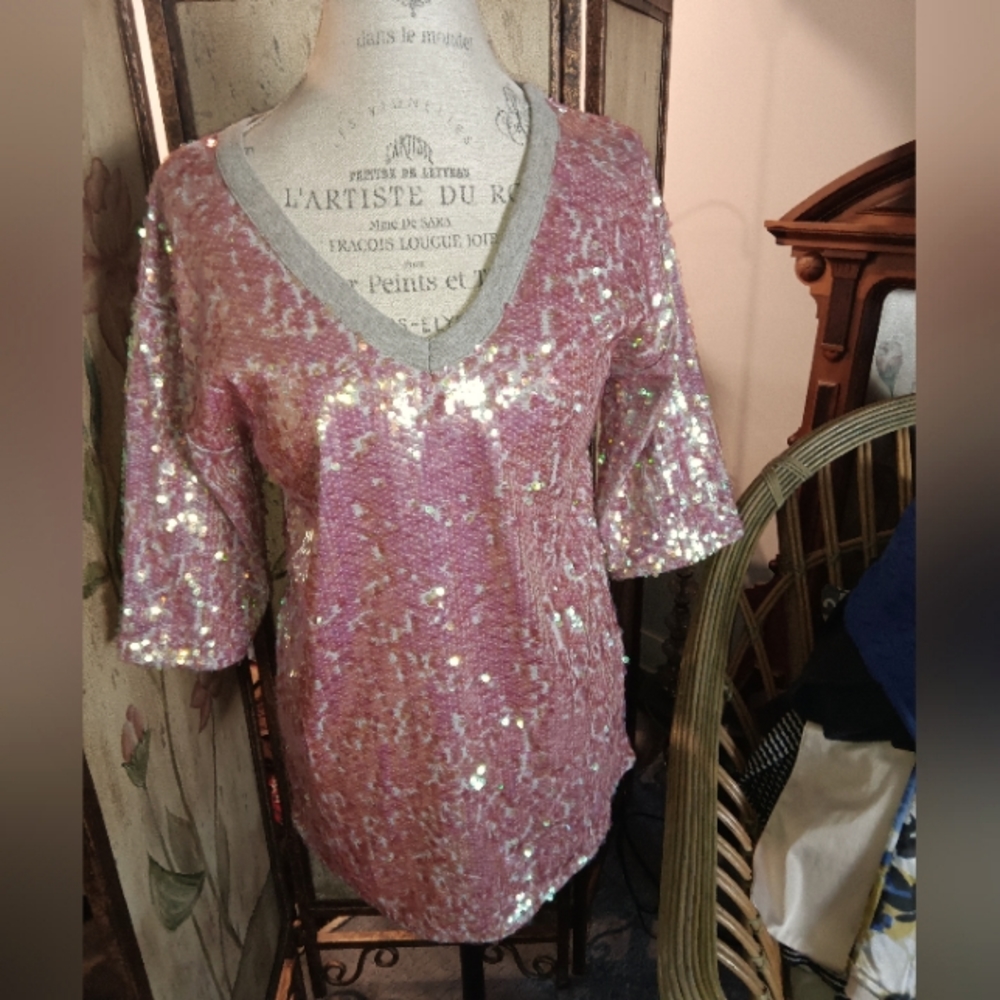CSOS pink sequins top